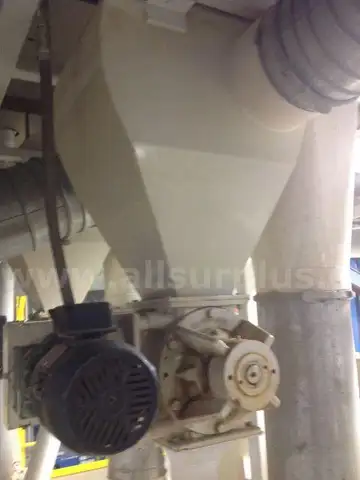 Buhler Mdl MVS1 100 Aspirator with Buhler MEAG Flow controller