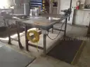 2ea Worktable with vise