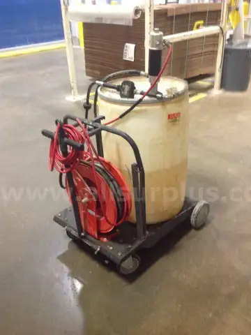 Uline Mobile fluid dispensing unit