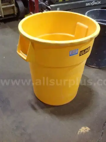 12ea 55gal Yellow trash can