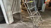 6 Ladders of Various Sizes