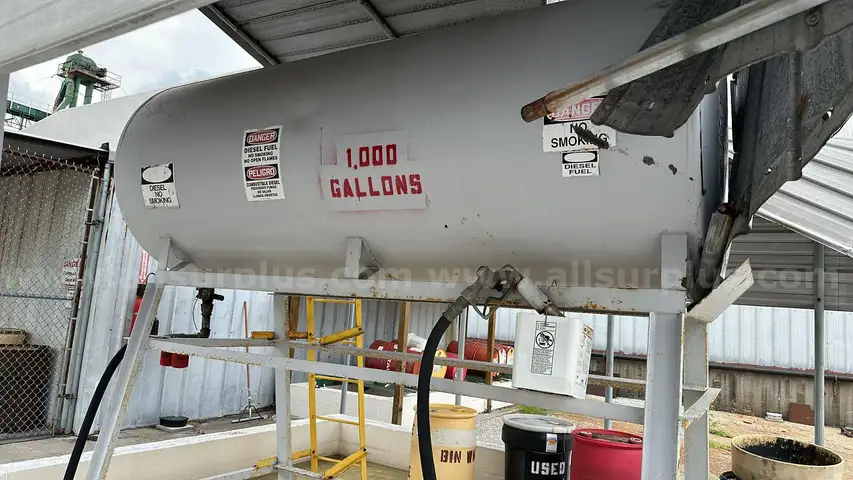 1,000 Gallon Diesel Fuel Storage Tank
