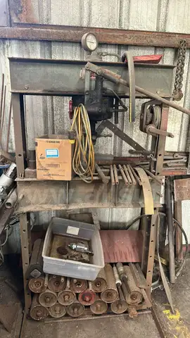 DAKE H-Frame Hydraulic Shop Press
