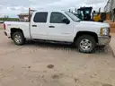 2013 Chevrolet Silverado 4WD 1500 CREW CAB PICKUP 4-DR, 5.3L V8 OHV 16V FFV