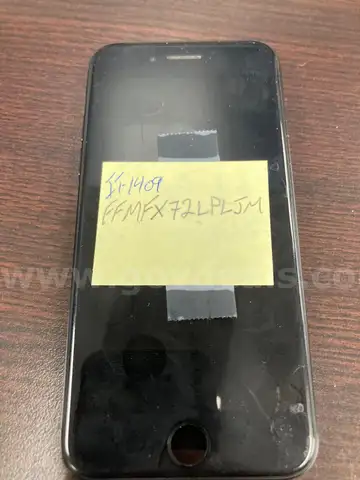 Lot of 4 iPhones