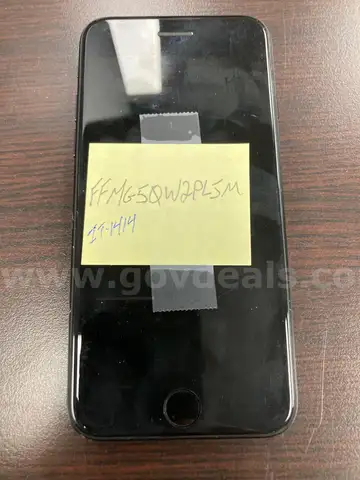 Lot of 4 iPhones