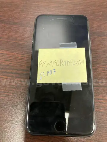 Lot of 4 iPhones