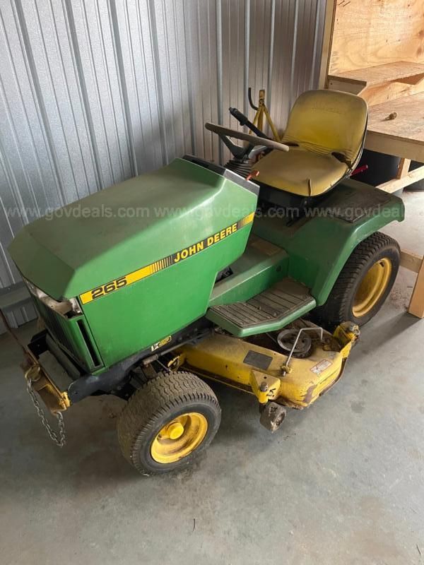 1992 John Deere 265 Lawn Tractor AllSurplus