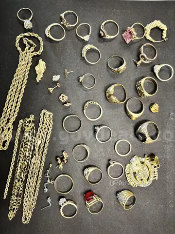 Lot of 10k gold pieces*** read description***
