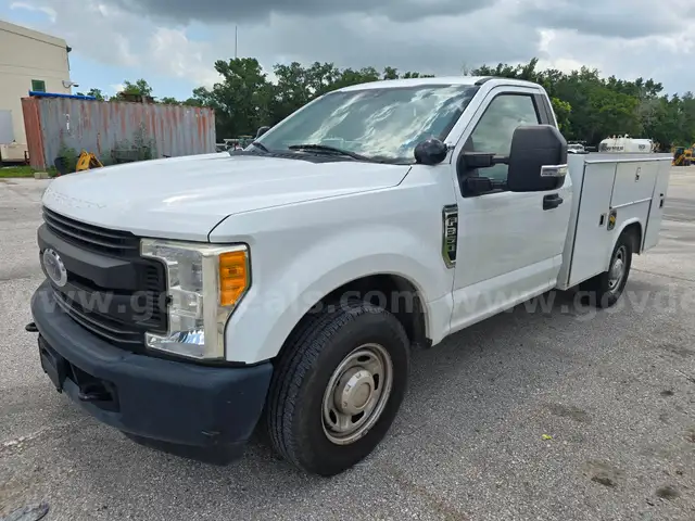 2017 Ford F-350 SD XL 2WD