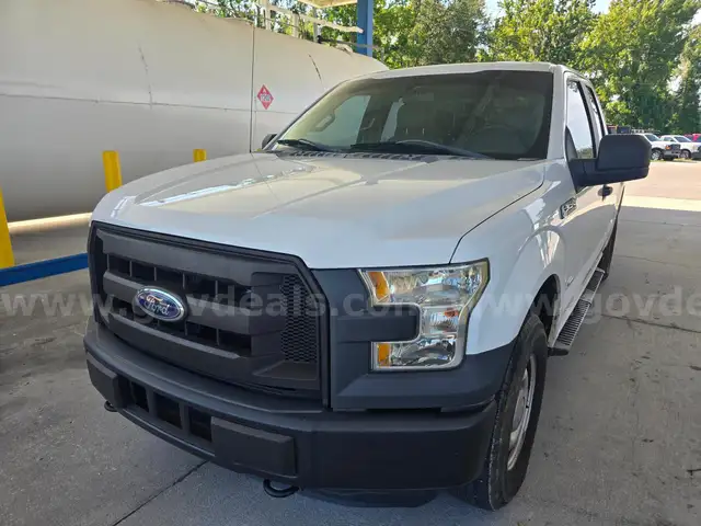 2016 Ford F-150 XL SuperCab 8-ft. Bed 4WD