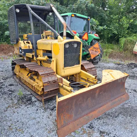 1984 John Deere Dozer