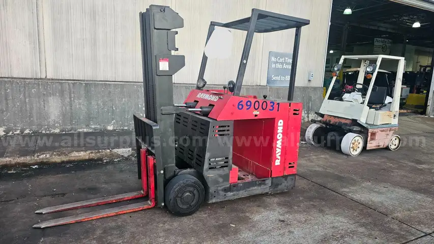1995 Raymond 630-C40TN Forklift