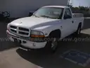 2000 Dodge Dakota Regular Cab 2WD