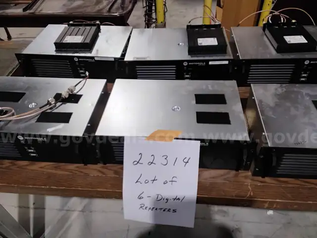Lot of 6 Digital Repeaters