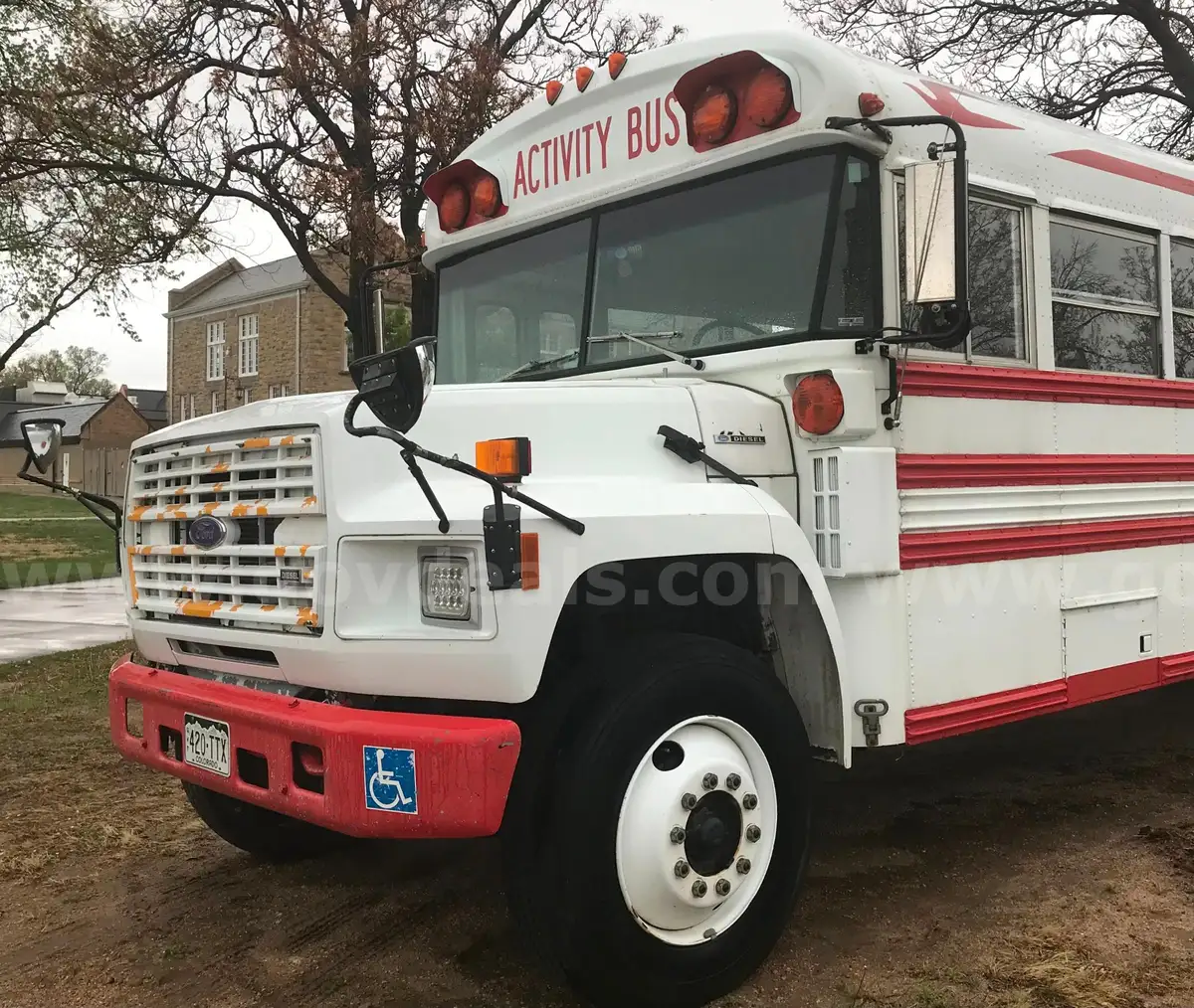 1992 Ford B700 | GovDeals