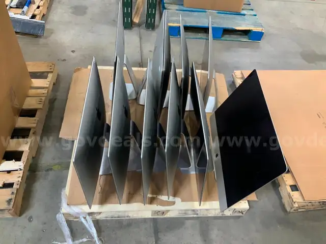 11 Apple iMac A2115 27 in