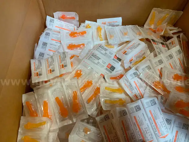 10 boxes Assorted Brand Safety Needle 25Gx1&#x22;