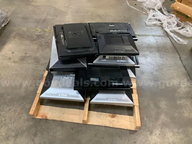 24Monitors w/o Stands