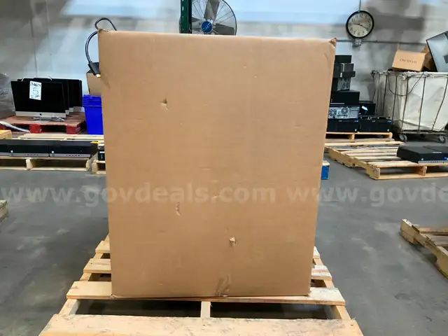 Assorted Docking Stations 29x29x40