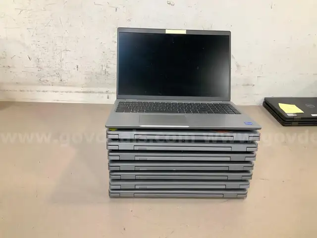 8 Dell 3560 Precision i7