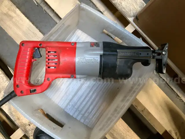 Milwakee SawZall
