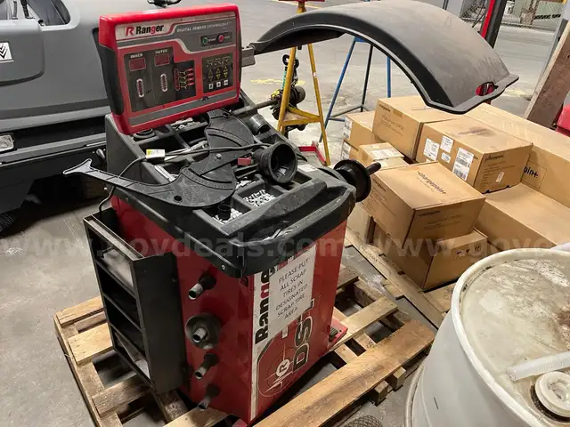 RANGER DST30P TIRE BALANCER