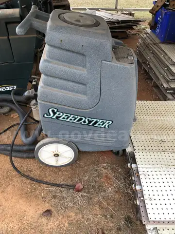 Commercial Floor Extractor