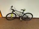 Lot (1) Bikes