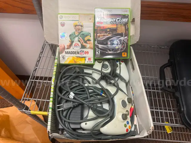 X Box 360 - W/Multi Games