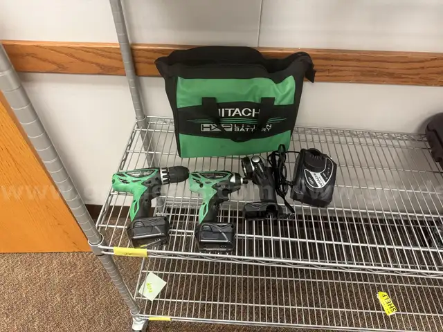 Hitachi drill set