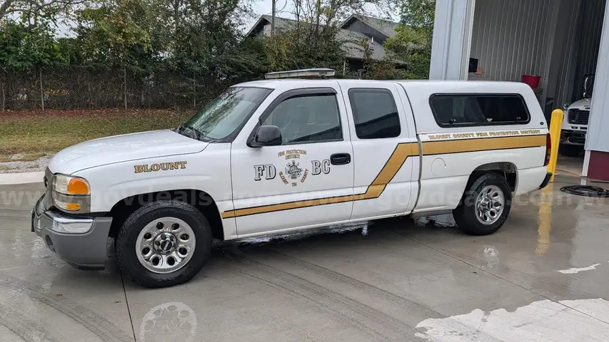 2006 GMC Sierra 1500 Work Truck Ext. Cab 2WD