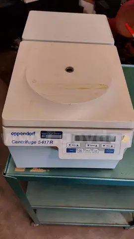 Eppendorf Centrifuge 5417 R