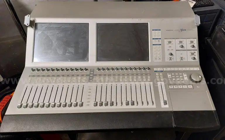 Mackie Digital Xbus Mixer