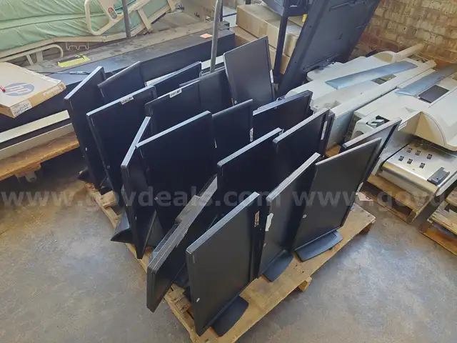 Mixed Lot HP Monitors