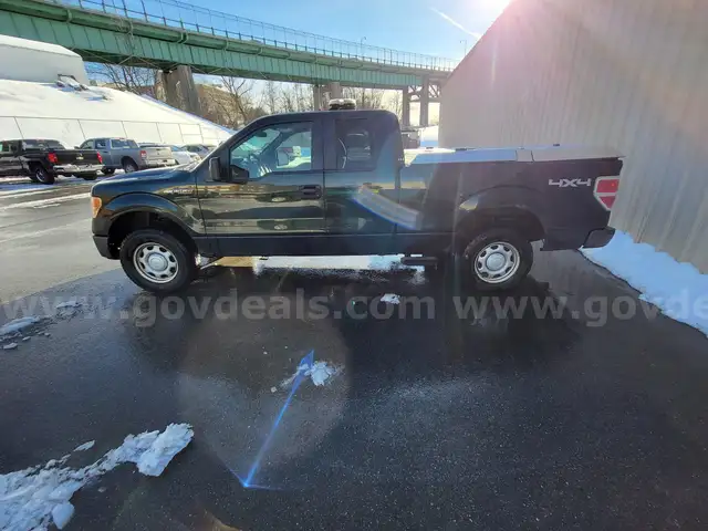 2013 Ford F-150 XL SuperCab 6.5-ft. Bed 4WD