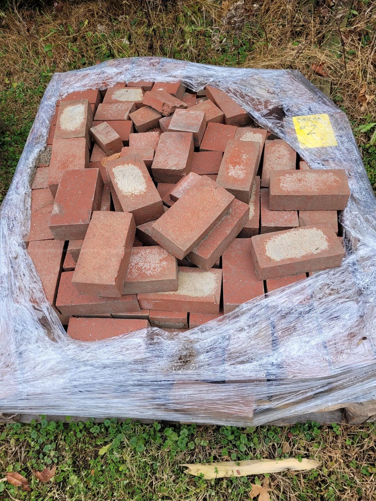 Pallet of Bricks - Approx. 200 Pcs | GovDeals