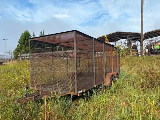 Metal Mesh Enclosed Trailer