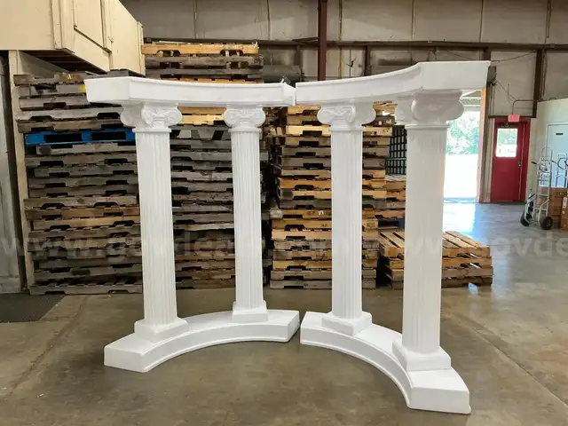 White Plastic Columns  2 Set  7&#x27;H x5&#x27; W
