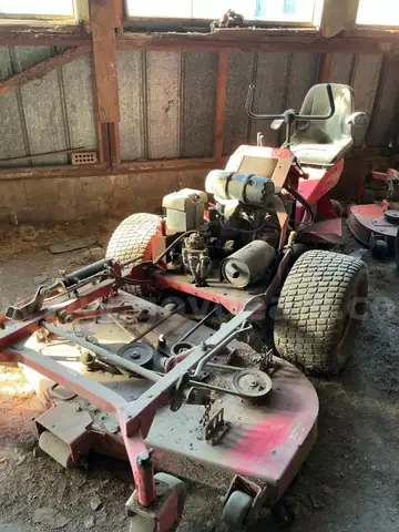 GRAVELY PROMASTER 320HD 60&#x22; Zero Turn Lawn Mower
