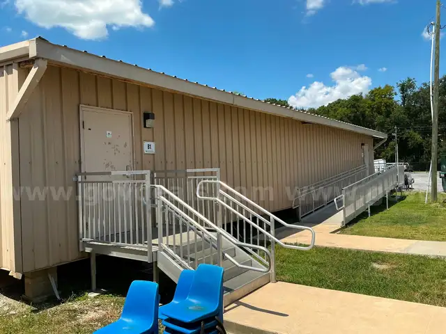 PORTABLE BUILDING