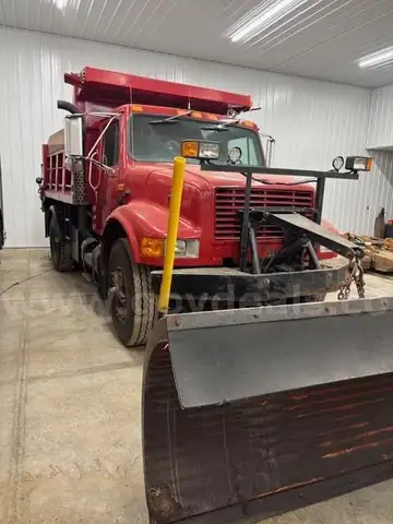 1994 International 4900 Dump Truck w/ Plow  SEE VIDEO!!!