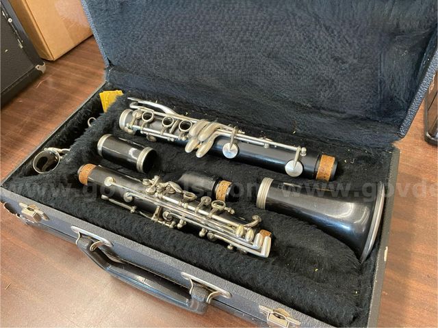 Lot of Clarinets (4)