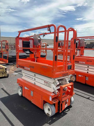 2018 SNORKEL SCISSOR LIFT MODEL S3219E ANSI , ELECTRIC, APPROX MAX ...