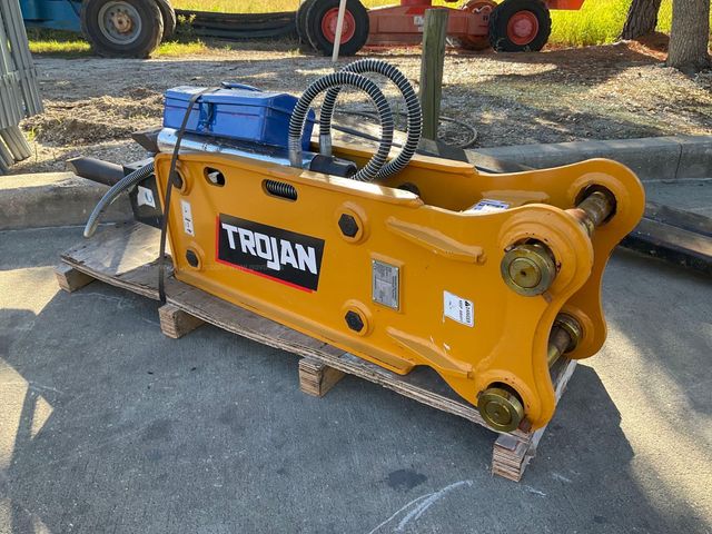 UNUSED 2022 TROJAN 45MM PIN HYDRAULIC HAMMER ATTACHMENT MODEL TH50 ...