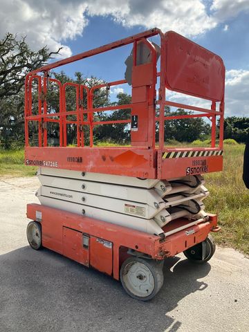 2017 SNORKEL SCISSOR LIFT S4726E | AllSurplus