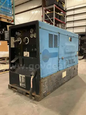 MILLER BIG 40 C CC WELDER/GENERATOR,  DIESEL POWER
