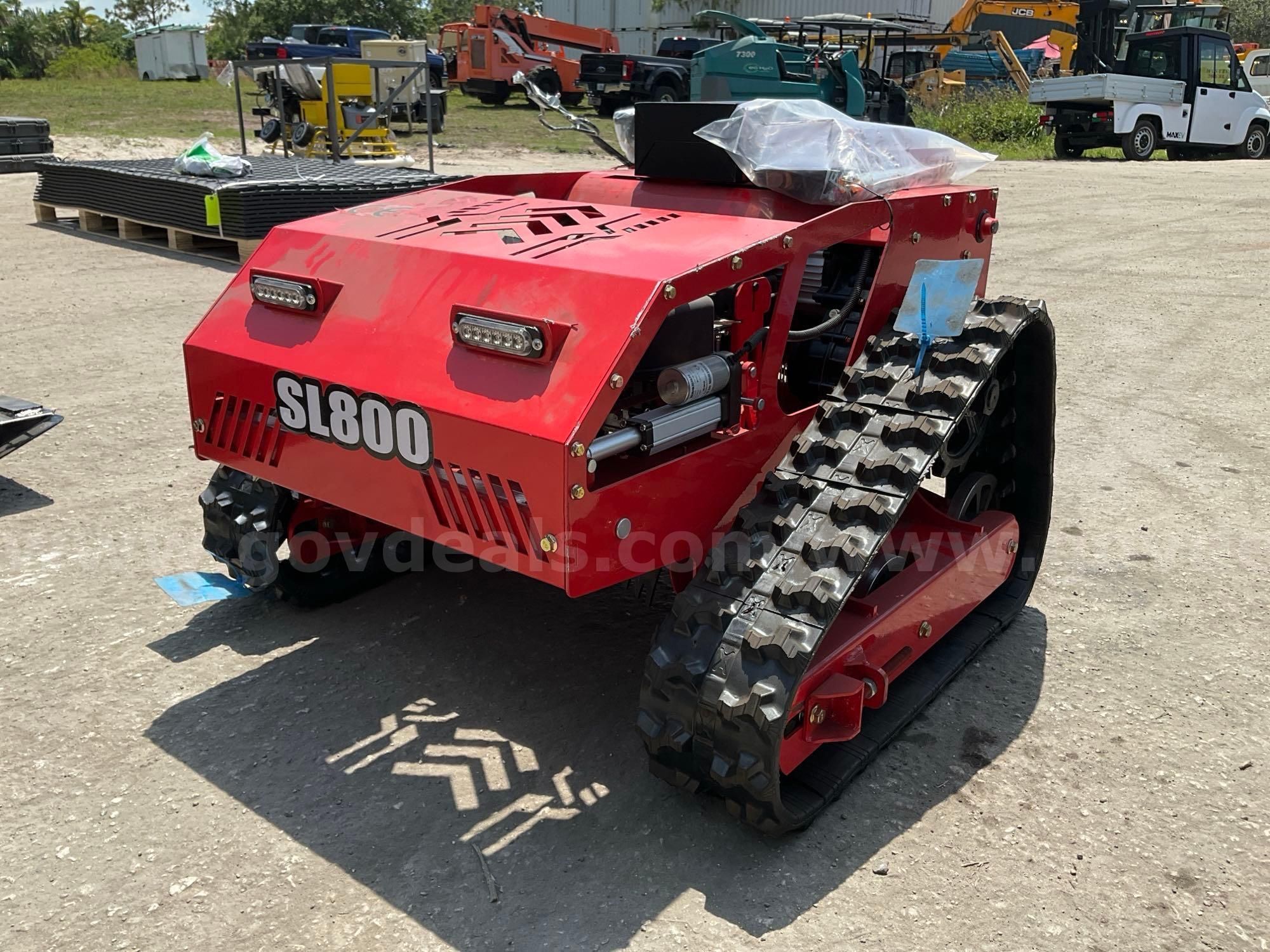 UNUSED 2025 SDLOOL REMOTE CONTROL LAWN MOWER MODEL SL800, GAS