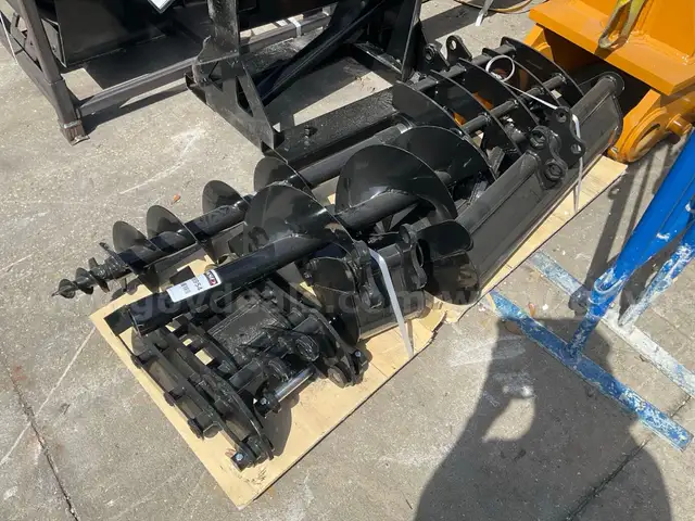 UNUSED 2025 MINI EXCAVATOR ATTACHMENT SET