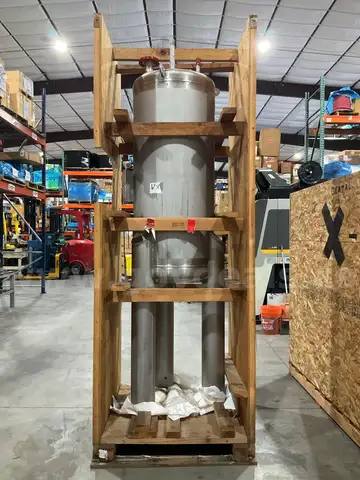 UNUSED INDUSTRIAL STAINLESS VERTICAL TANK, APPROX 102&#x22; T X 24&#x22; DIA